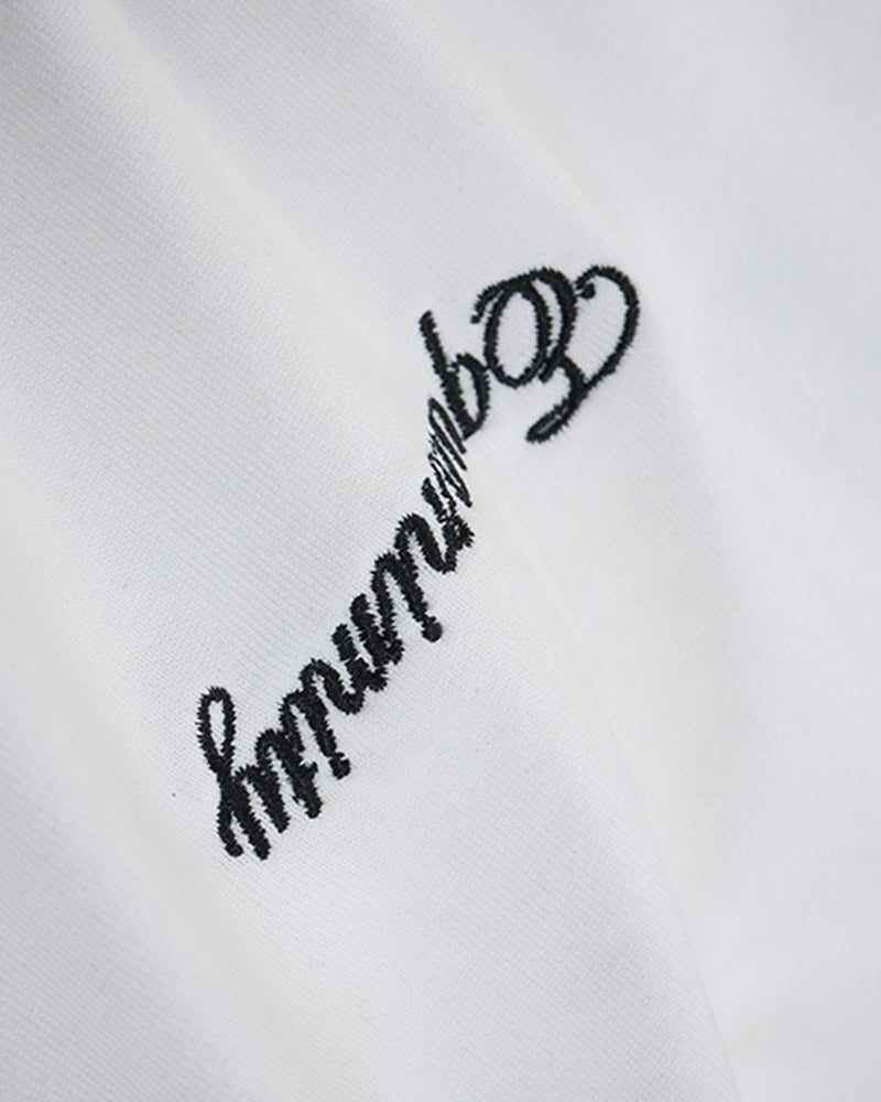 Contrast color short sleeves