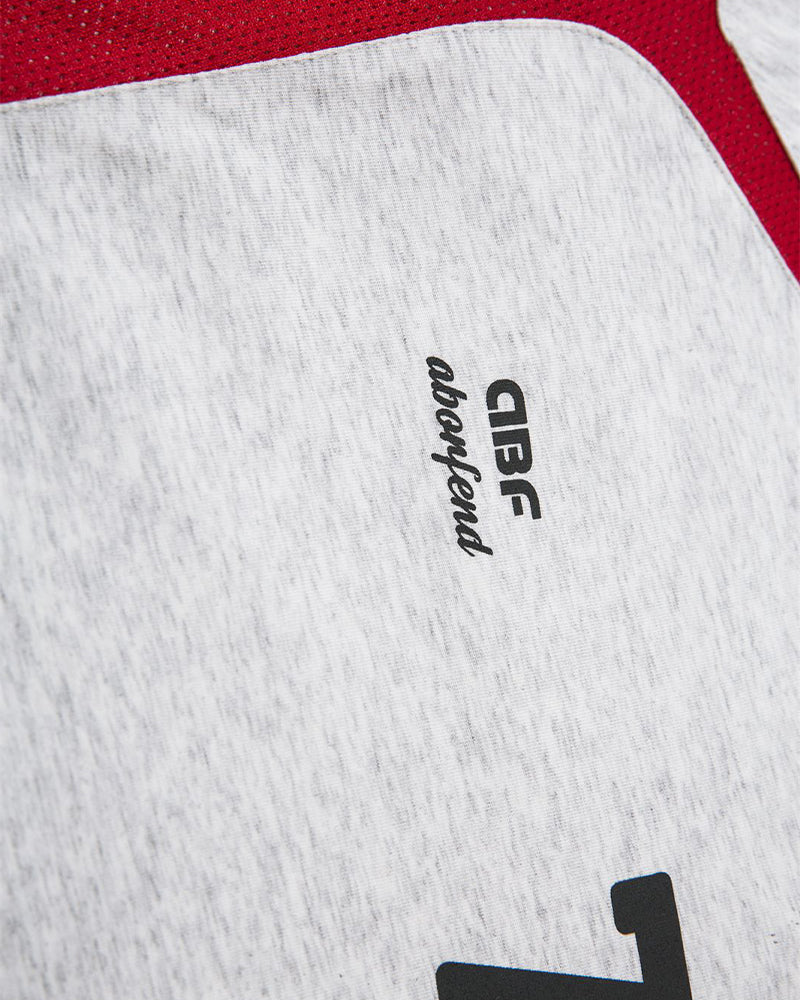 Contrast color short sleeves