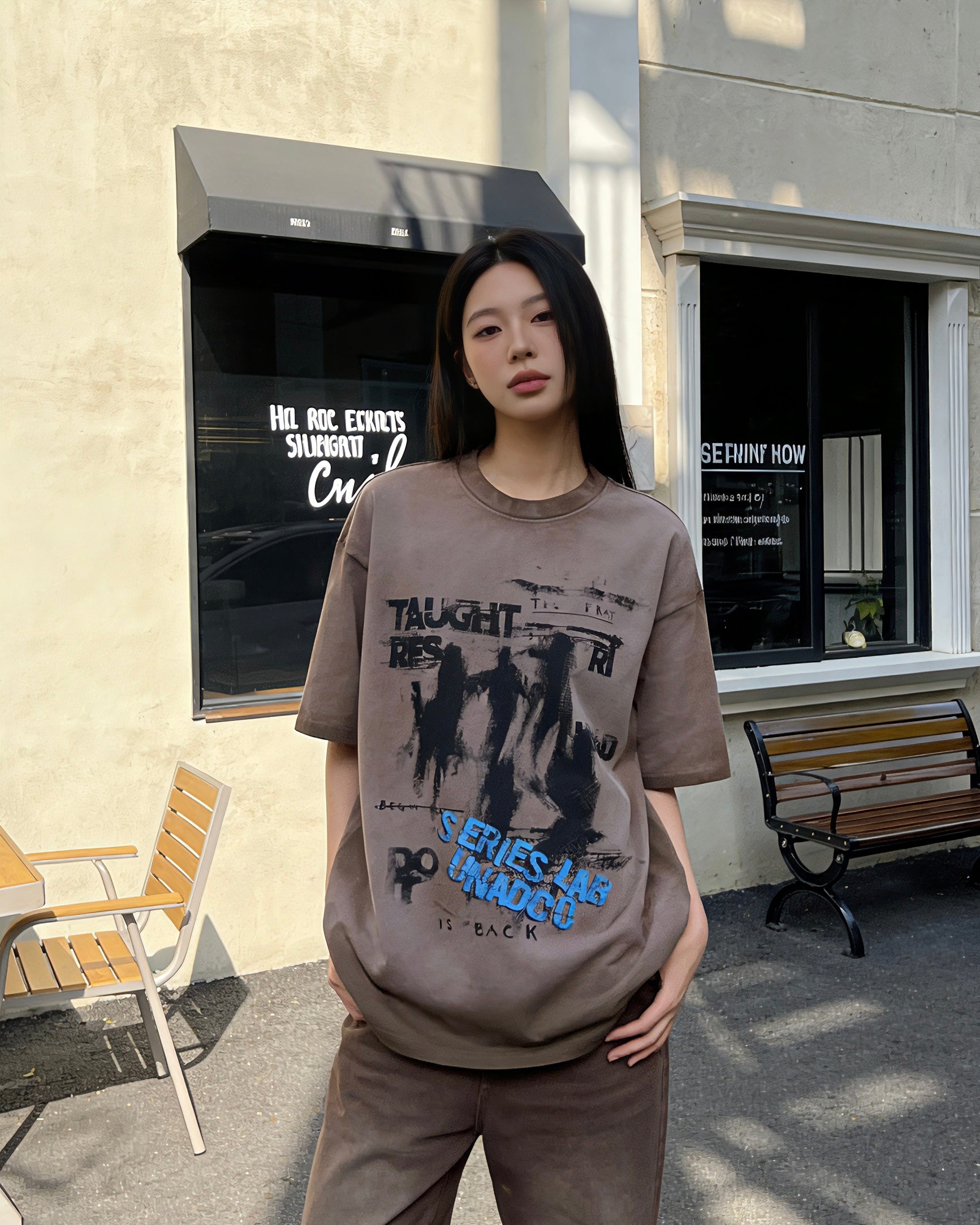 Splatter-style distressed short-sleeved shirt