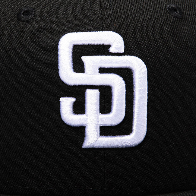 New Era 9Fifty MLB Basic San Diego Padres Snapback Hat - Black, White Main Image