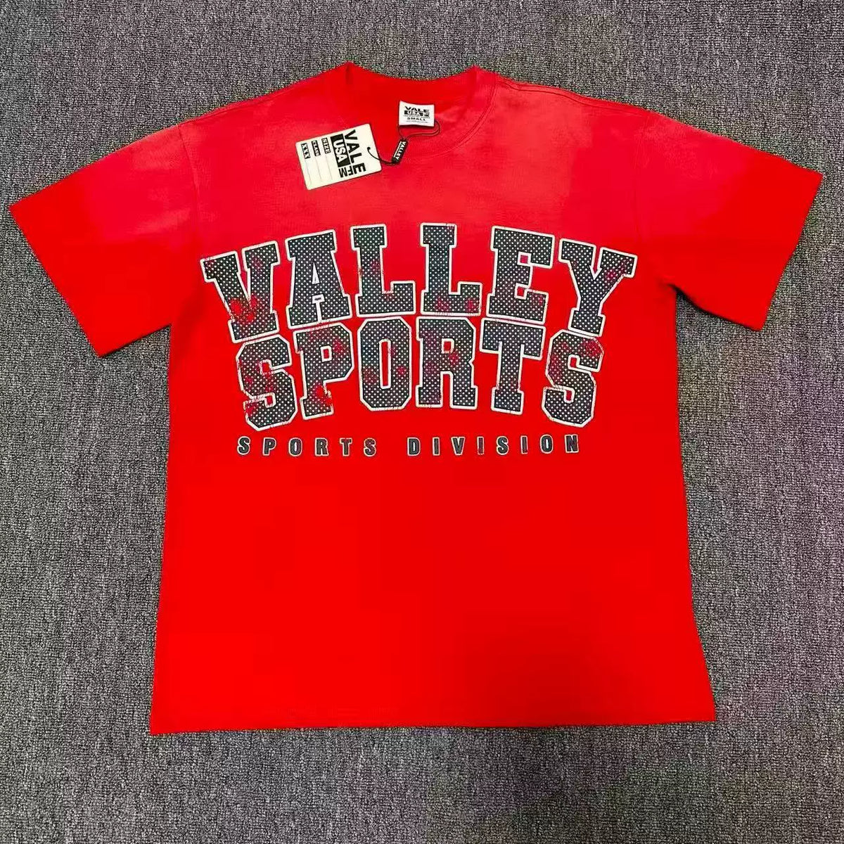 VALEFOREVER Red Valley Sports Vintage Letter Graphic Short Sleeve T-Shirt