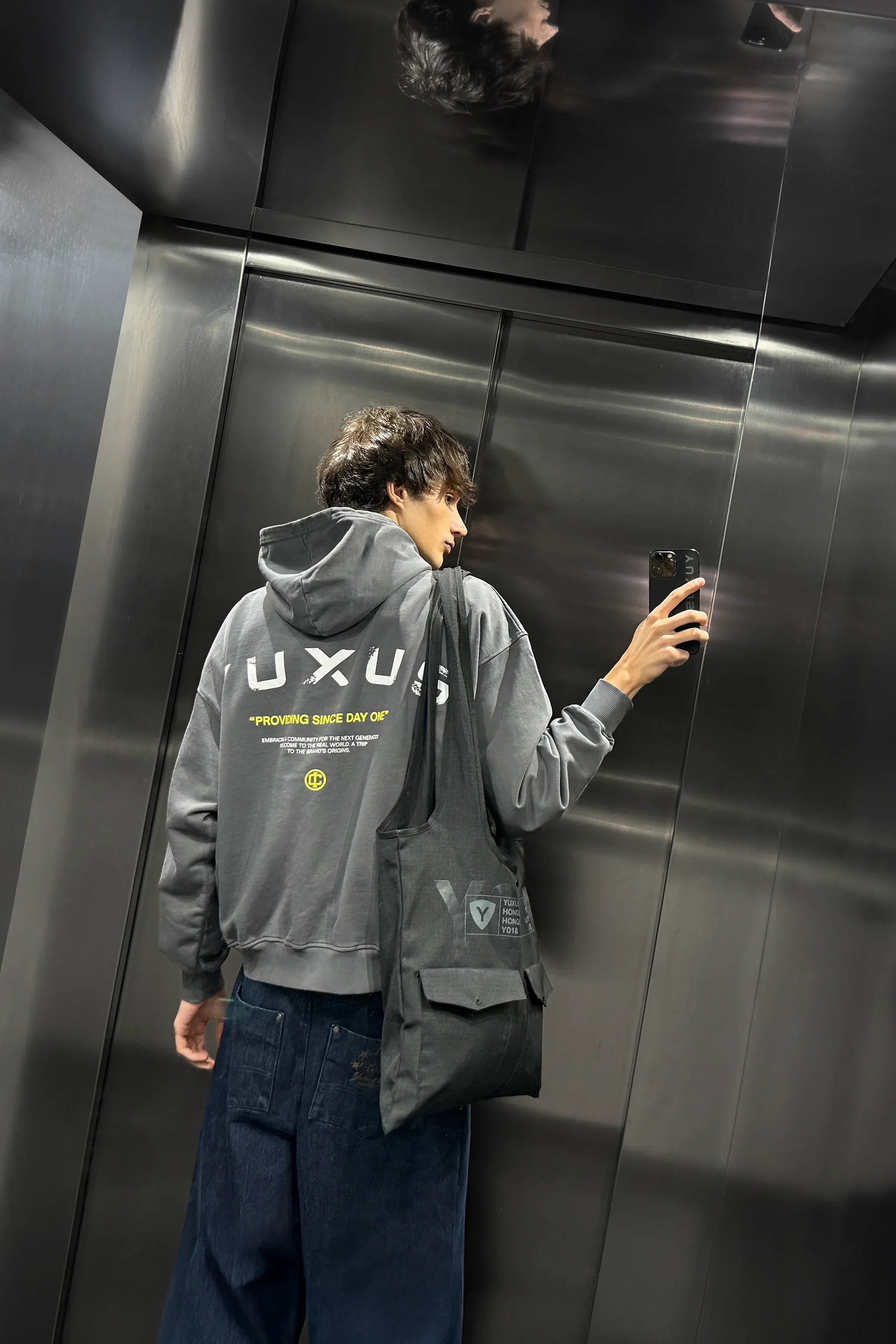 ONYX "ICONS" HOODIE